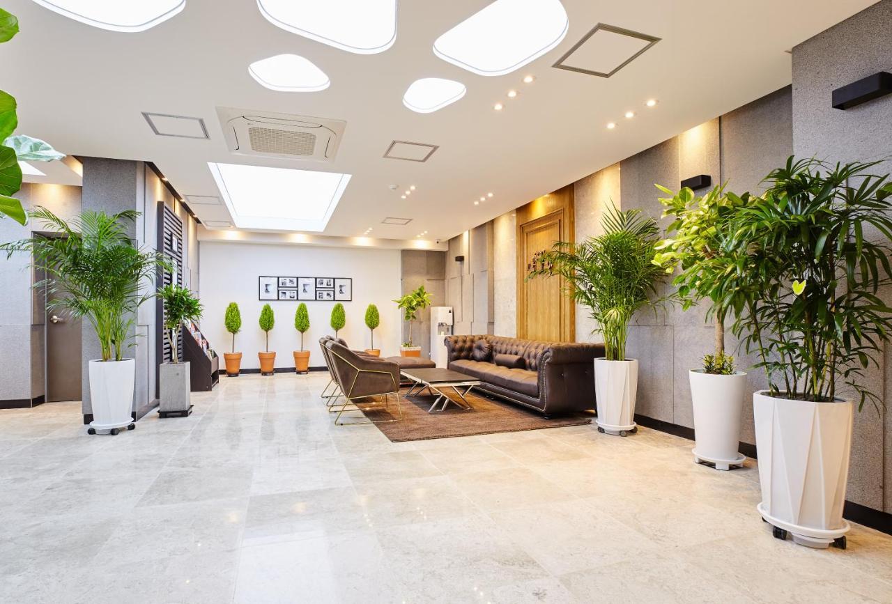 Noble Stay Hotel Кванджу Экстерьер фото
