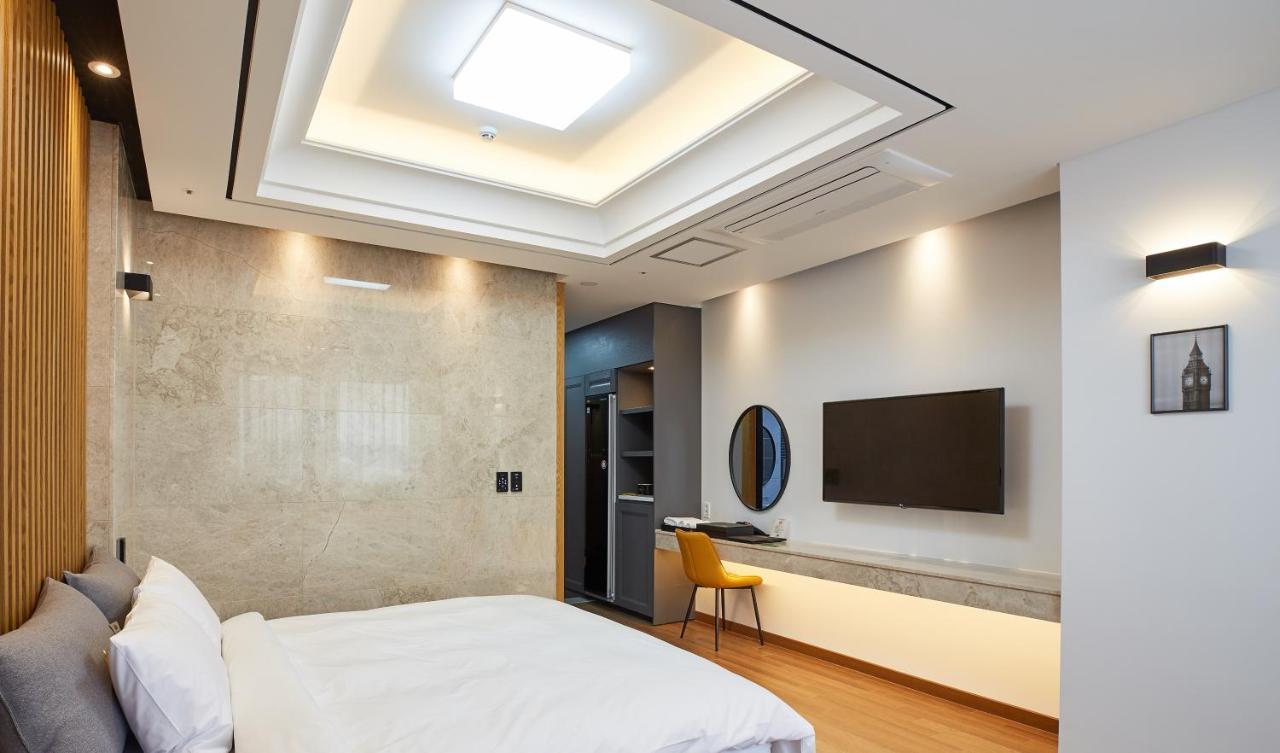 Noble Stay Hotel Кванджу Экстерьер фото