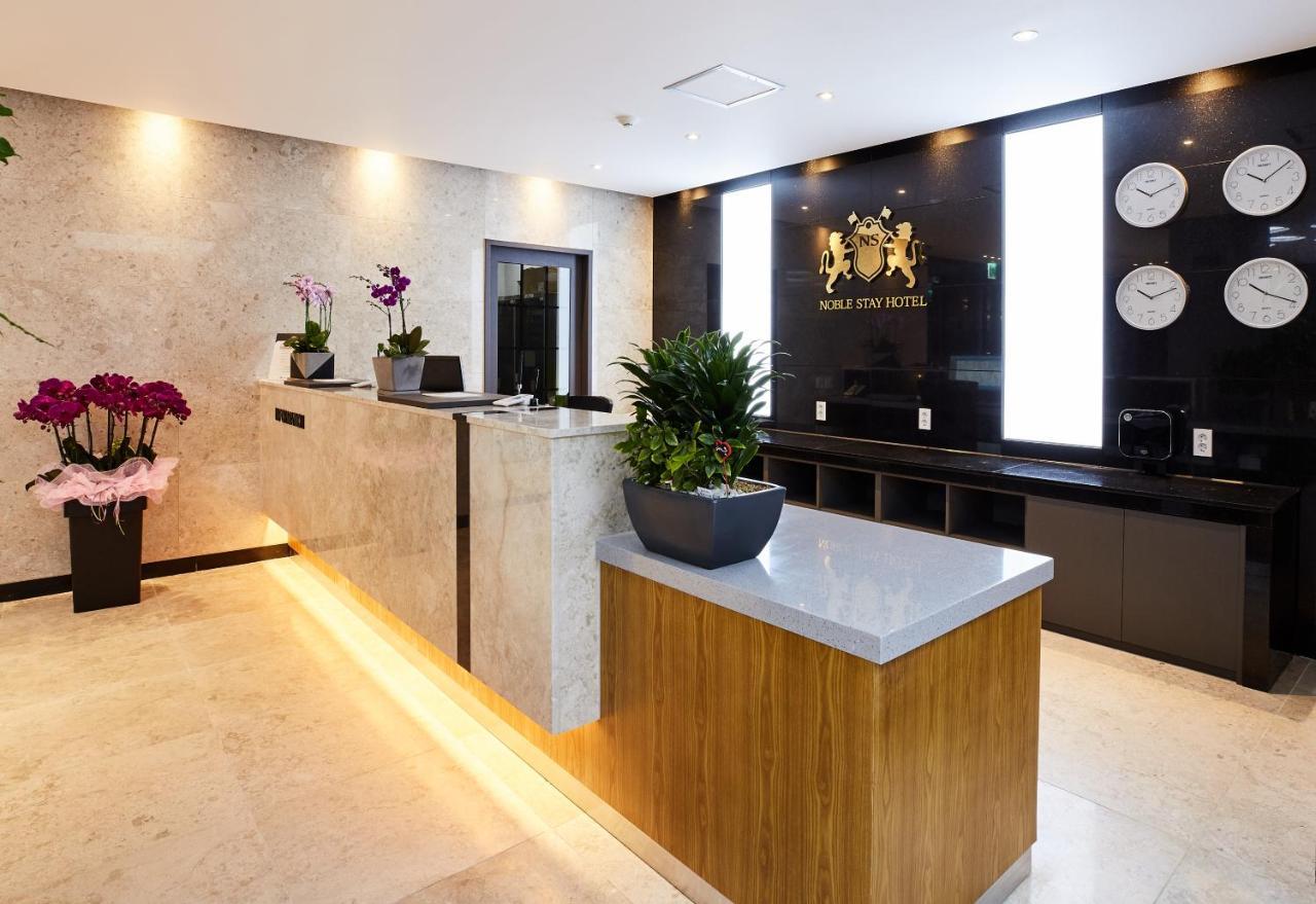 Noble Stay Hotel Кванджу Экстерьер фото
